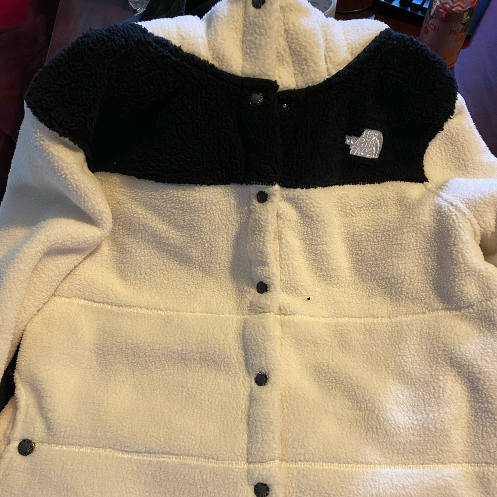Brand New Fleece white and black